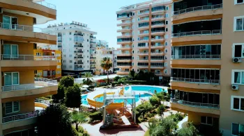 Idyllic forest mansion retreat 20 minutes to Levent